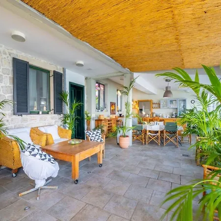 Lola - Four Bedroom With Sea View Lopud