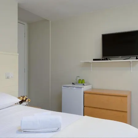 Lola - Four Bedroom With Sea View Villa *